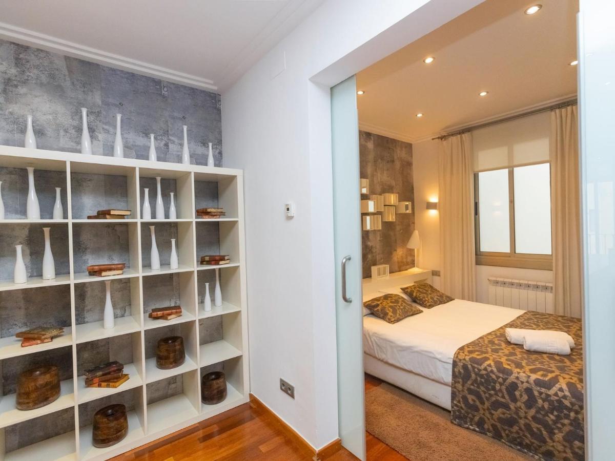 Apartment Centro- Passeig De Gracia - Casa Batllo By Interhome Барселона Екстериор снимка
