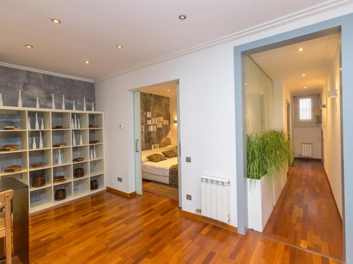 Apartment Centro- Passeig De Gracia - Casa Batllo By Interhome Барселона Екстериор снимка