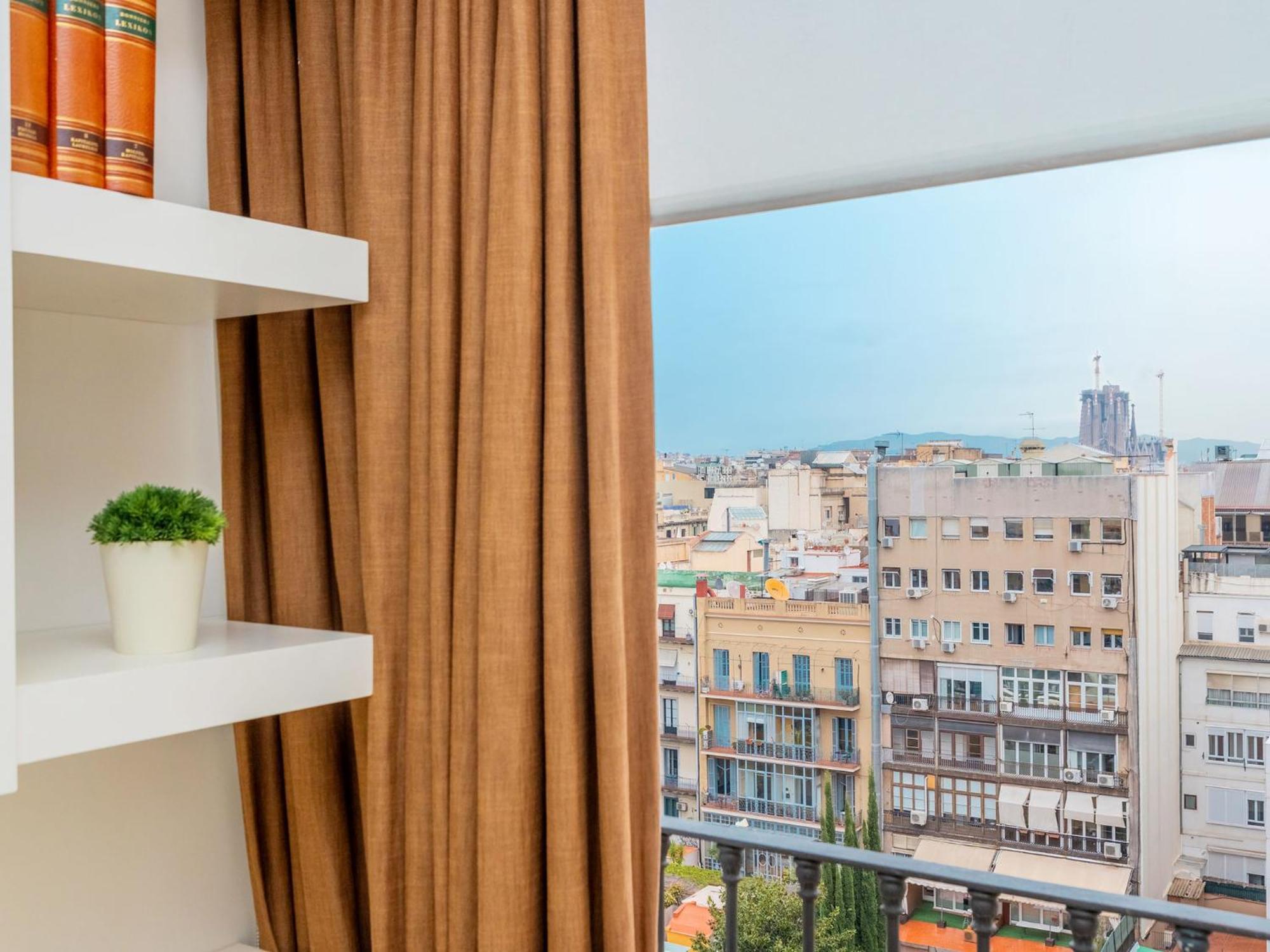 Apartment Centro- Passeig De Gracia - Casa Batllo By Interhome Барселона Екстериор снимка