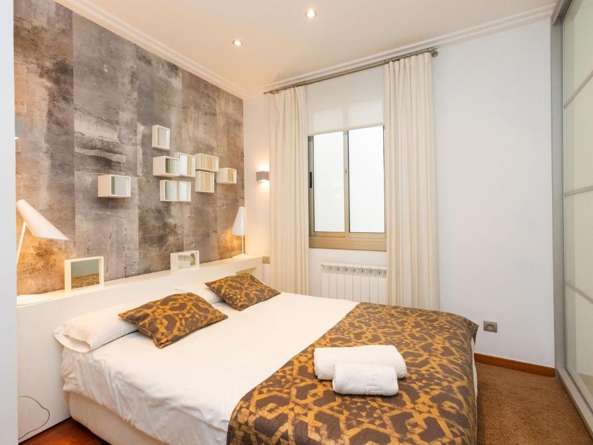 Apartment Centro- Passeig De Gracia - Casa Batllo By Interhome Барселона Екстериор снимка